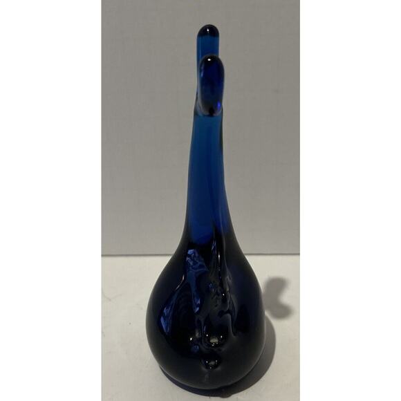 Perfect Dark Blue Blown Glass Fish Figure Paperweight Sculpture, 5‎ 1/4" Tall - Picture 2 of 6